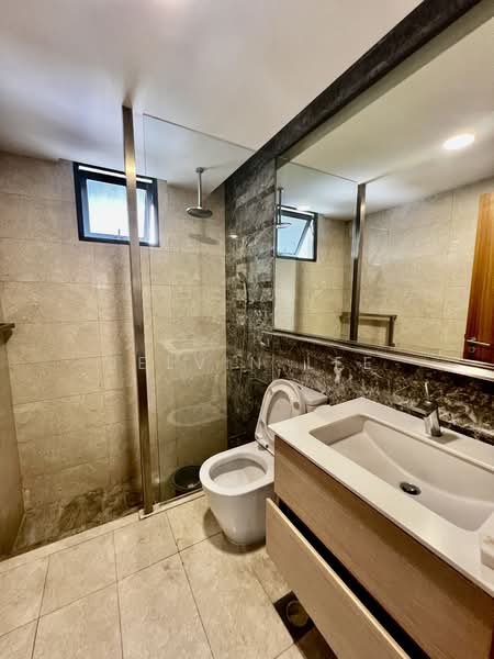 Watertown, 65 Punggol Central, 1 Bedroom, 581 sqft, Condominium For Rent, by Jelvin Lee, 500064361 - Bathroom - PropertyGuru.com.sg