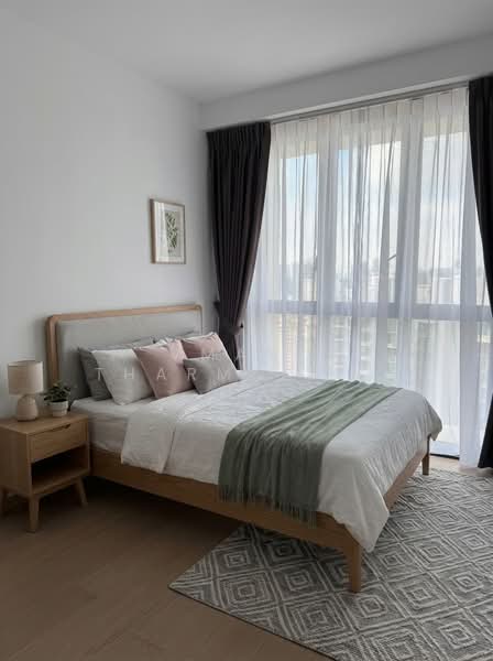 Irwell Hill Residences Condominium For Sale at S$ 2,500,000 | PropertyGuru Singapore - Bedroom