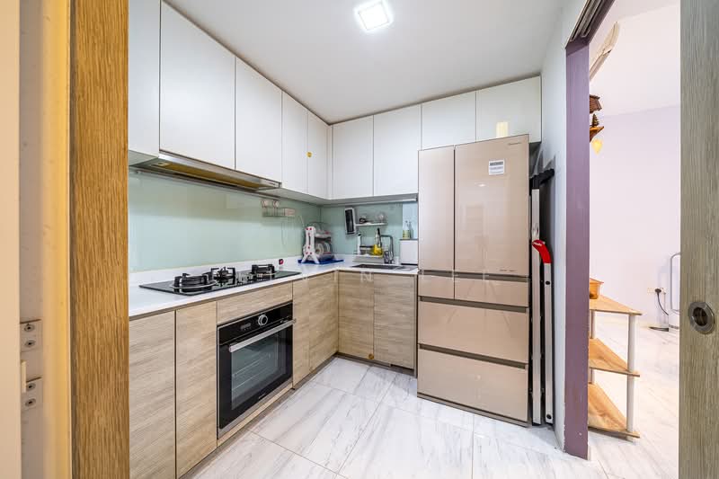 The Alps Residences Condominium For Sale at S$ 2,300,000 | PropertyGuru Singapore - Kitchen