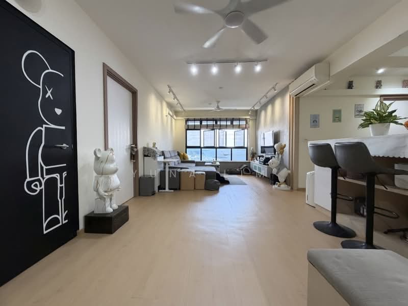 415A Northshore Drive HDB Flat For Sale at S$ 1,100,000 | PropertyGuru Singapore - Living Room