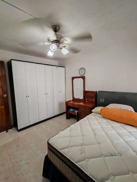 2 Dover Road, 2 Dover Road, 2 Bedrooms, 700 sqft, HDB Flat For Rent, by Eunice Lim, 500064376 - Bedroom - PropertyGuru.com.sg