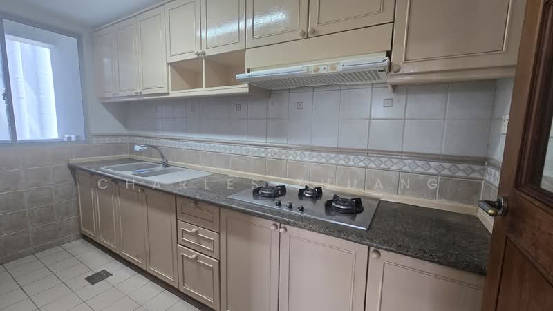 The Bayshore, 22 Bayshore Road, 2 Bedrooms, 968 sqft, Condominium For Rent, by Charles Zhuang, 500064378 - Kitchen - PropertyGuru.com.sg