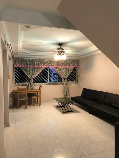 325 Yishun Central, 325 Yishun Central, 4 Bedrooms, 1,572 sqft, HDB Flat For Rent, by Edmund Ng Y S, 500064402 - Living Room - PropertyGuru.com.sg