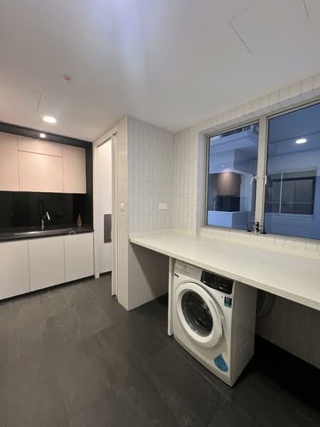 The Bayshore, 30 Bayshore Road, 2 Bedrooms, 980 sqft, Condominium For Rent, by Calvin Lim, 500064407 - Kitchen - PropertyGuru.com.sg