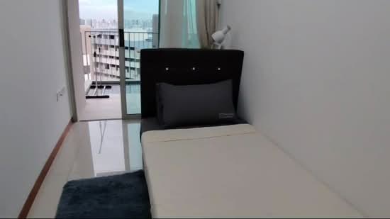 Caspian, 50 Lakeside Drive, Room Rental, 90 sqft, Condominium For Rent, by Janssen Ho, 500064415 - PropertyGuru.com.sg