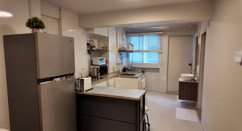 65 Kallang Bahru HDB Flat For Sale at S$ 468,000 | PropertyGuru Singapore - Kitchen