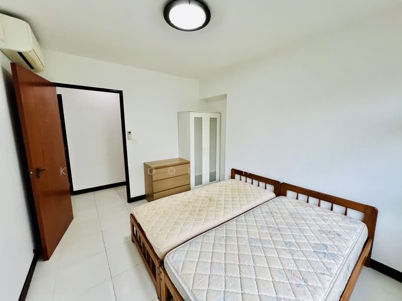 441A Fernvale Road HDB Flat For Sale at S$ 630,000 | PropertyGuru Singapore - Bedroom 1
