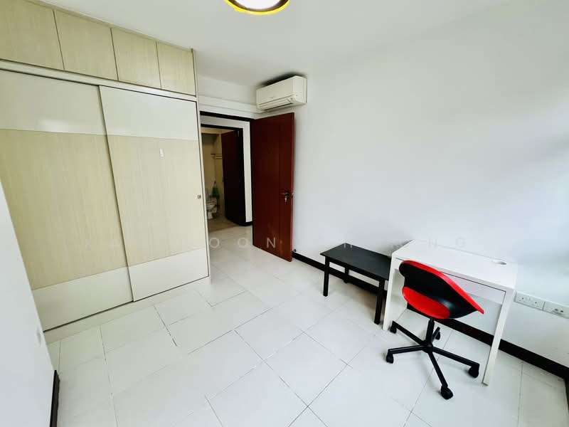 441A Fernvale Road HDB Flat For Sale at S$ 630,000 | PropertyGuru Singapore - Bedroom 2