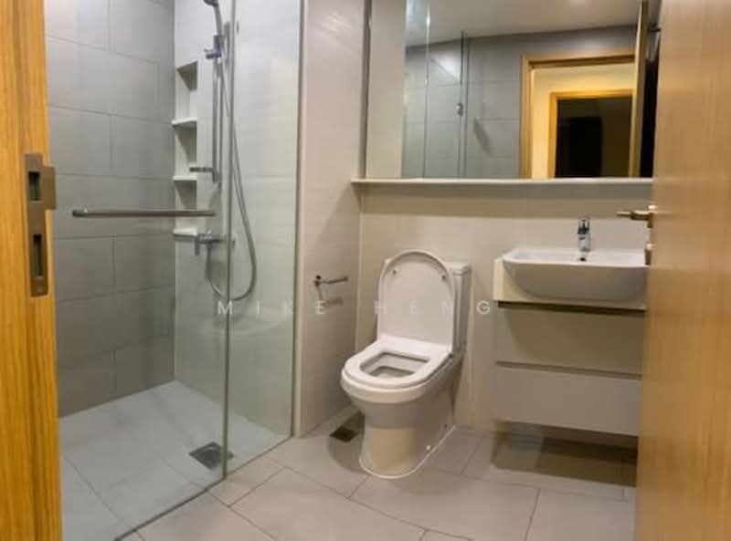 The Glades, 6 Bedok Rise, 2 Bedrooms, 721 sqft, Condominium For Rent, by Mike Heng, 500064437 - Bathroom - PropertyGuru.com.sg