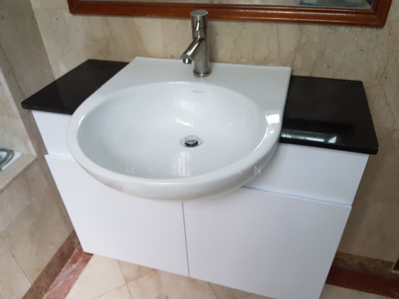 Fernhill Cottage Cluster House For Sale at S$ 4,800,000 | PropertyGuru Singapore - Bathroom