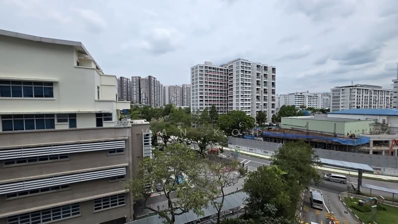 160 Bukit Batok Street 11 HDB Flat For Sale at S$ 650,000 | PropertyGuru Singapore - Exterior