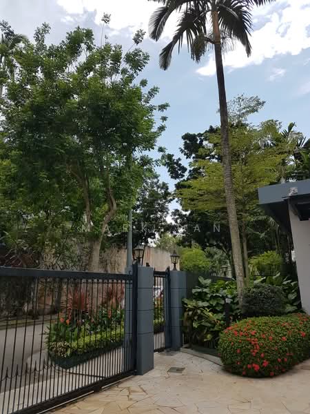 Fernhill Cottage Town House For Sale at S$ 4,800,000 | PropertyGuru Singapore