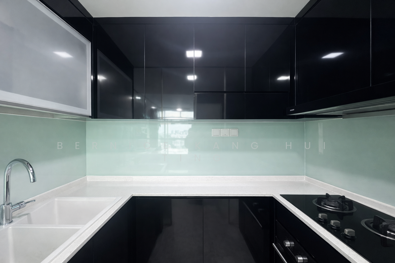 Hillview Regency Condominium For Sale at S$ 1,430,000 | PropertyGuru Singapore - Kitchen