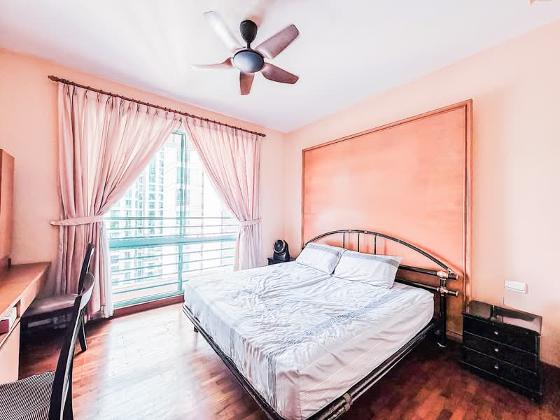 Hazel Park Condo Condominium For Sale at S$ 2,700,000 | PropertyGuru Singapore - Master Ensuite