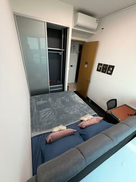 Skyline Residences, 608 Telok Blangah Road, Room Rental, 155 sqft, Condominium For Rent, by Jeron Lee, 500064466 - DR5 - QUEEN SIZE BED - PropertyGuru.com.sg