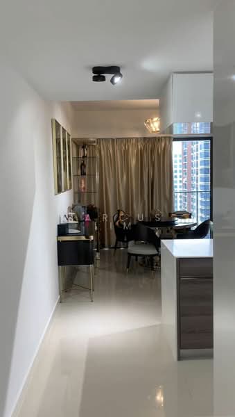 Coco Palms Condominium For Sale at S$ 2,390,000 | PropertyGuru Singapore - Dining Room