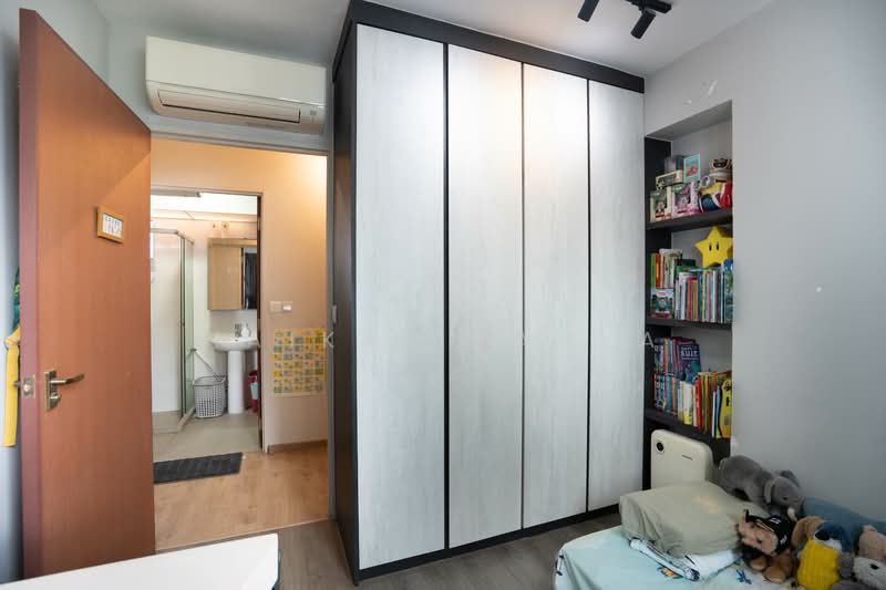 131B Lorong 1 Toa Payoh HDB Flat For Sale at S$ 850,000 | PropertyGuru Singapore - Bedroom