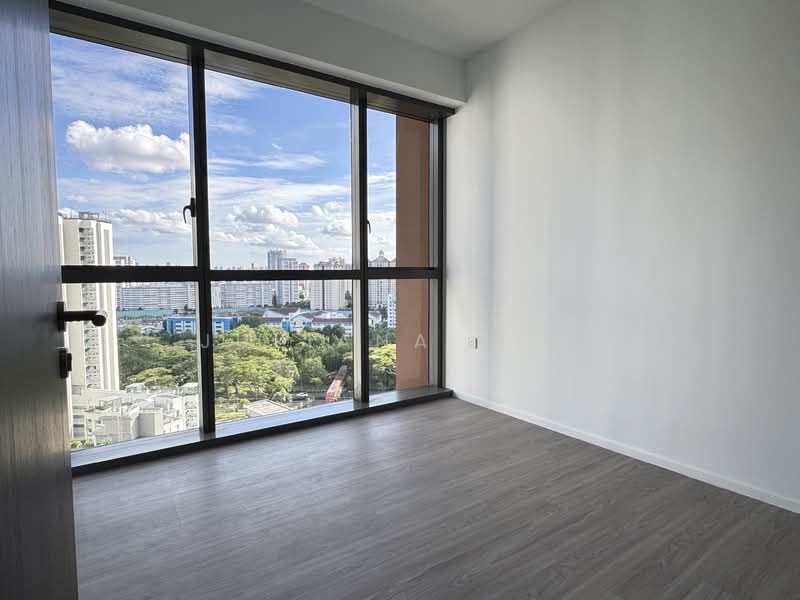 AMO Residence Condominium For Sale at S$ 1,499,999 | PropertyGuru Singapore - Master Bedroom