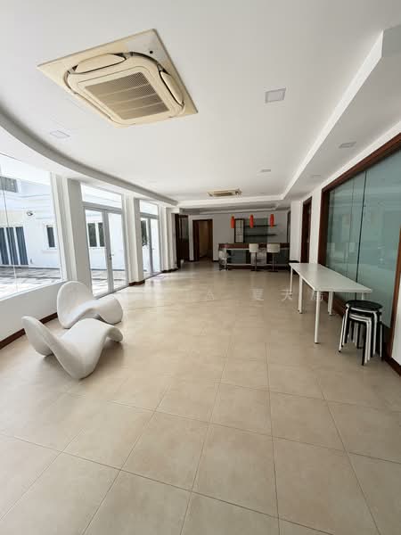 Dalvey Villas, 10 Dalvey Estate, 7 Bedrooms, 12,511 sqft, Good Class Bungalow For Rent, by Ben XIA 夏天鹏, 500064510 - Living Room - PropertyGuru.com.sg