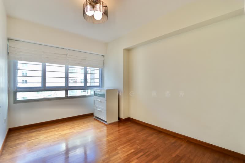 303B Punggol Central, 303B Punggol Central, 3 Bedrooms, 1,001 sqft, HDB Flat For Rent, by Alice Ng 黄素芳, 500064511 - common bedroom - PropertyGuru.com.sg