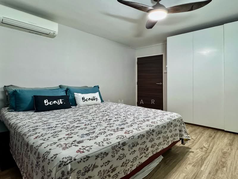656 Yishun Avenue 4 HDB Flat For Sale at S$ 550,000 | PropertyGuru Singapore - Bedroom