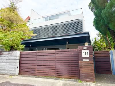 For Rent - ⭐️Hong Leong Garden⭐️ Beautiful Semi Detached Huge 8000sqft