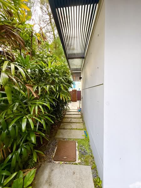 ⭐️Hong Leong Garden⭐️ Beautiful Semi Detached Huge 8000sqft, West Coast Park, 6 Bedrooms, 8,000 sqft, Semi-Detached House For Rent, by Sean Zhong, 500064516 - Exterior - PropertyGuru.com.sg