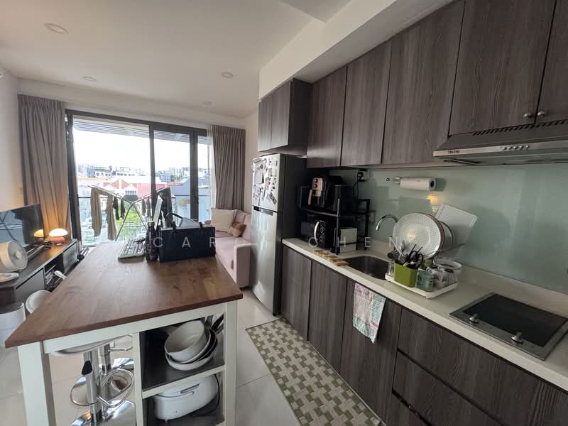 Sundance Suites, 12 Duku Place, 1 Bedroom, 560 sqft, Condominium For Rent, by Carol Chen, 500064530 - Kitchen - PropertyGuru.com.sg
