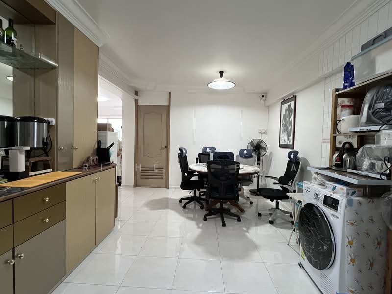 141 Serangoon North Avenue 2 HDB Flat For Sale at S$ 780,000 | PropertyGuru Singapore - Dining Room