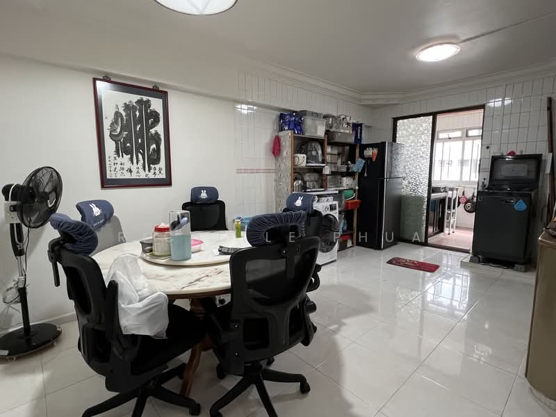 141 Serangoon North Avenue 2 HDB Flat For Sale at S$ 780,000 | PropertyGuru Singapore - Dining Room
