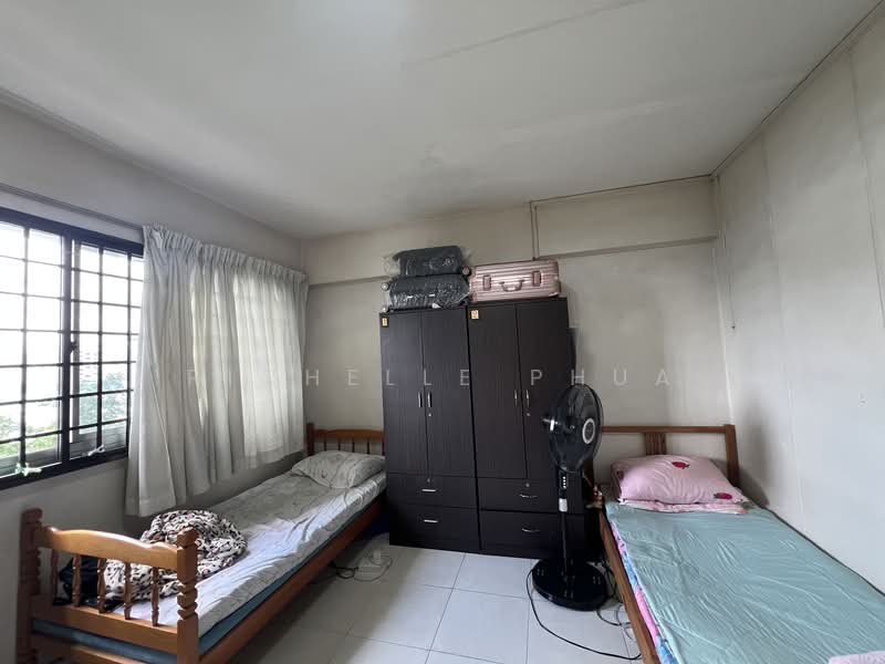 141 Serangoon North Avenue 2, 141 Serangoon North Avenue 2, 3 Bedrooms, 1,216 sqft, HDB Flat For Sale, by Richelle Phua, 500064536 - Bedroom - PropertyGuru.com.sg