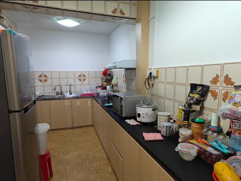 114 Depot Road HDB Flat For Sale at S$ 699,998 | PropertyGuru Singapore - Kitchen