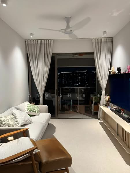 Kovan Regency Condominium For Sale at S$ 2,100,000 | PropertyGuru Singapore - Living Room