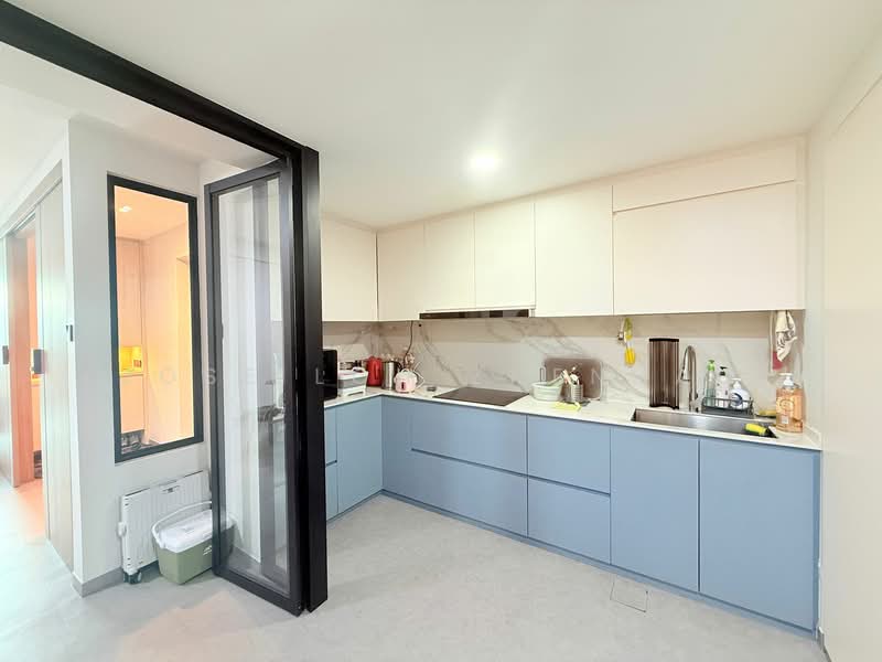 Palm Gardens Condominium For Sale at S$ 1,400,000 | PropertyGuru Singapore - Kitchen