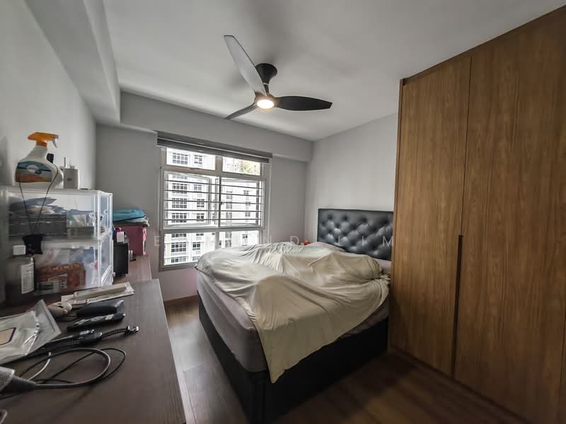 408B Northshore Drive HDB Flat For Sale at S$ 759,000 | PropertyGuru Singapore - Bedroom