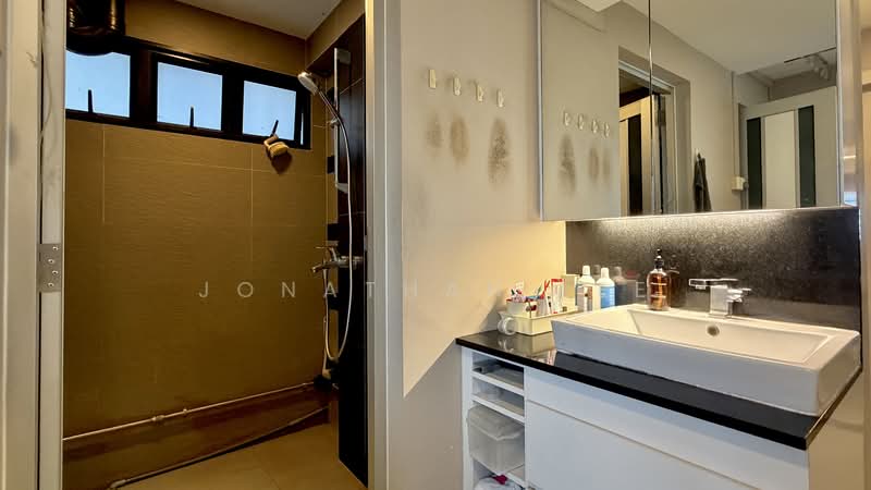 67 Marine Drive HDB Flat For Sale at S$ 598,000 | PropertyGuru Singapore - Bathroom