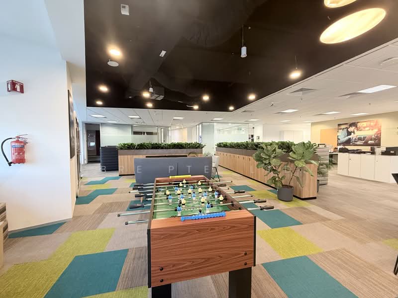 The Metropolis, 9 North Buona Vista Drive, 16,000 sqft, Office For Rent, by HO HUI XIN ALICIA, 500064586 - CommercialGuru.com.sg