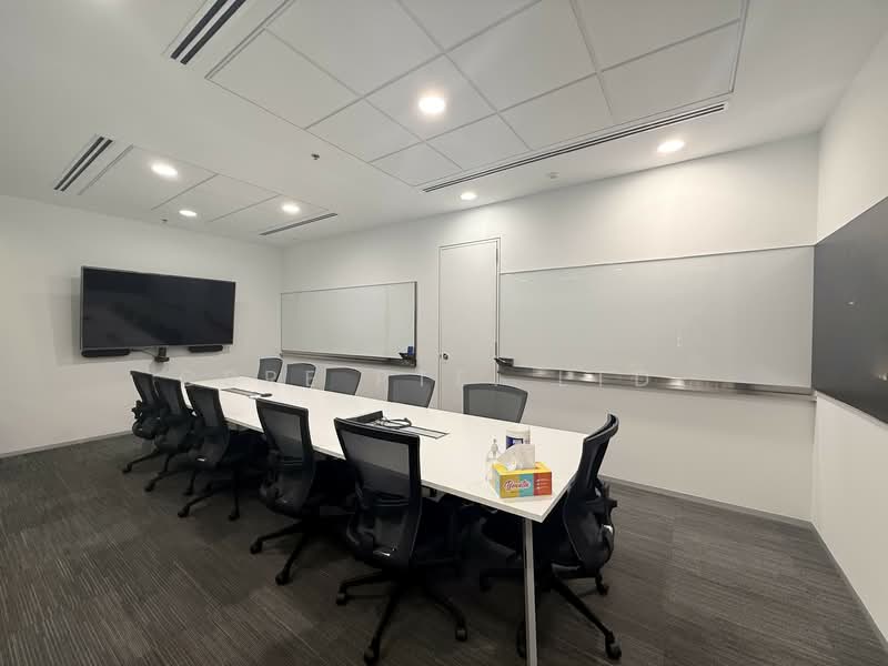 The Metropolis, 9 North Buona Vista Drive, 16,000 sqft, Office For Rent, by HO HUI XIN ALICIA, 500064586 - CommercialGuru.com.sg