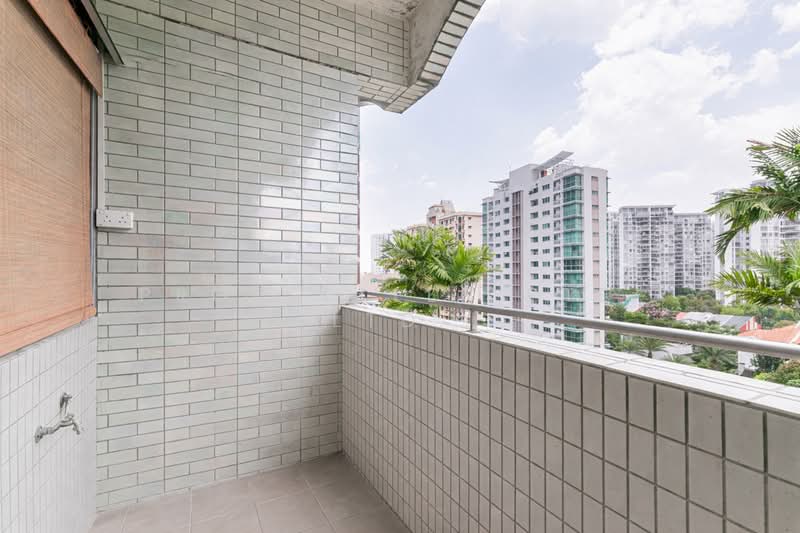 Roxy Square Condominium For Sale at S$ 1,950,000 | PropertyGuru Singapore - Yard