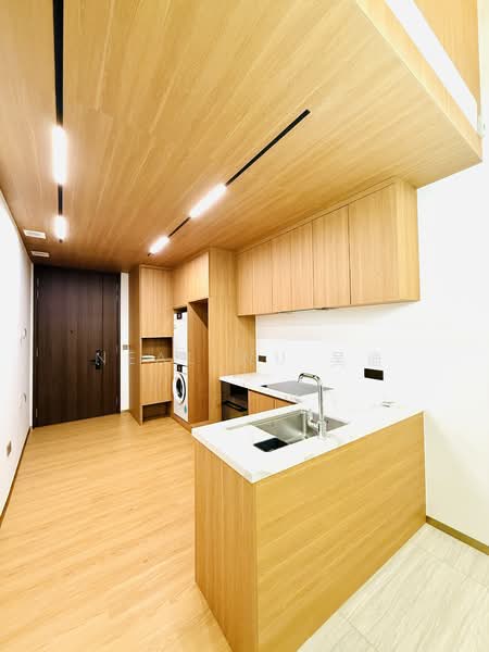 Leedon Green Condominium For Sale at S$ 2,380,000 | PropertyGuru Singapore - Kitchen