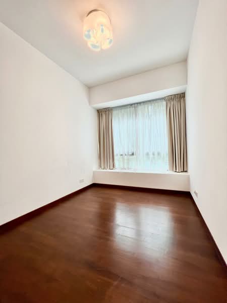 Duchess Residences Condominium For Sale at S$ 3,800,000 | PropertyGuru Singapore - Bedroom
