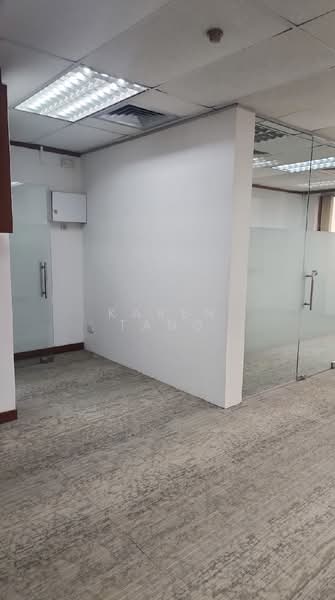 Tong Eng Building, 101 Cecil Street, 527 sqft, Office For Rent, by Karen Tang, 500064597 - Interior - CommercialGuru.com.sg