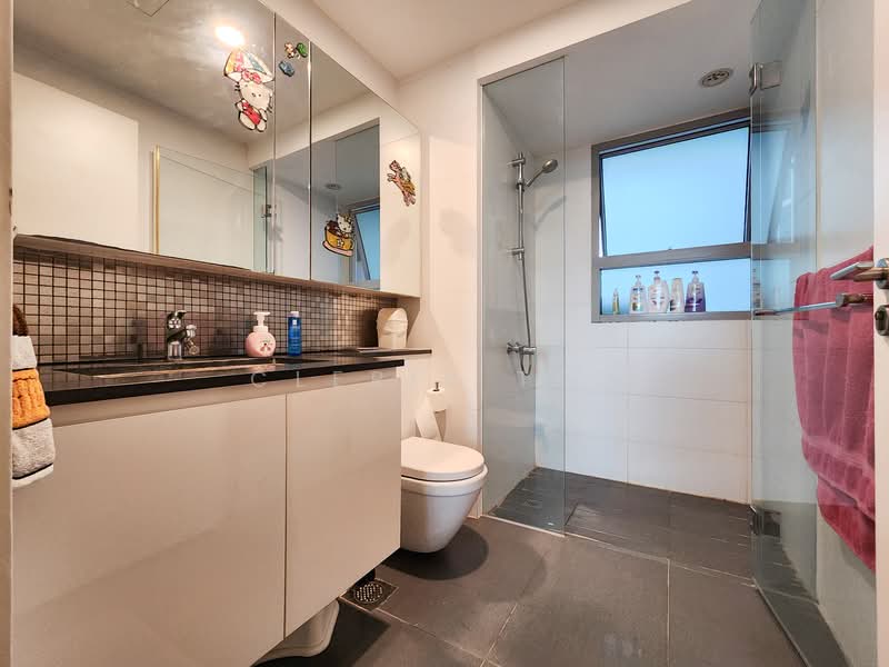 The Minton Condominium For Sale at S$ 2,568,888 | PropertyGuru Singapore - Bathroom