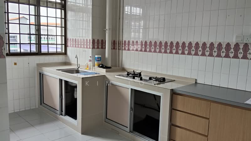541 Serangoon North Avenue 4, 541 Serangoon North Avenue 4, 3 Bedrooms, 1,119 sqft, HDB Flat For Rent, by Kim Low, 500064610 - Kitchen - PropertyGuru.com.sg