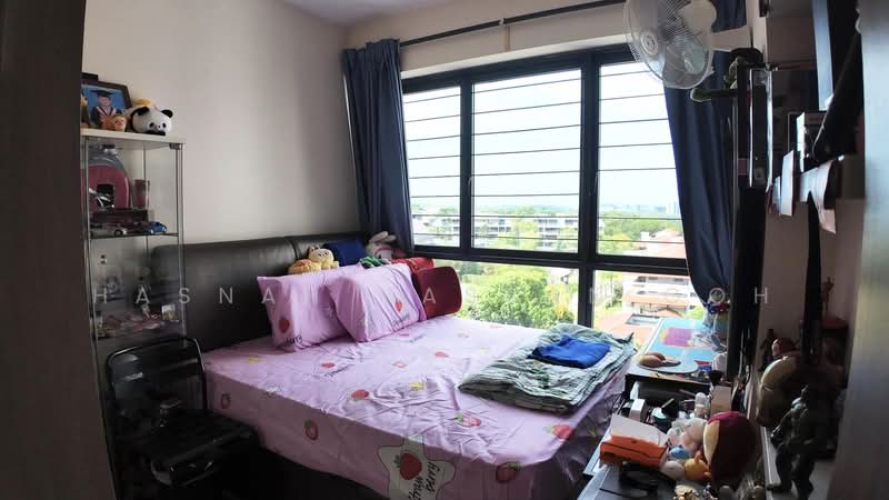 748A Bedok Reservoir Crescent HDB Flat For Sale at S$ 1,300,000 | PropertyGuru Singapore - Bedroom