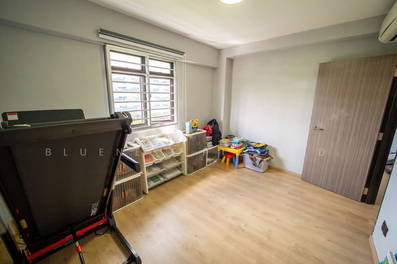 656A Jurong West Street 61 HDB Flat For Sale at S$ 840,000 | PropertyGuru Singapore - Interior