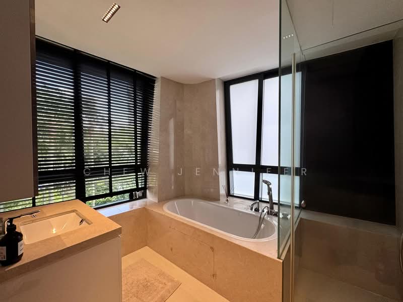 d'Leedon (Former Farrer Court) Condominium For Sale at S$ 3,500,000 | PropertyGuru Singapore - Bathroom