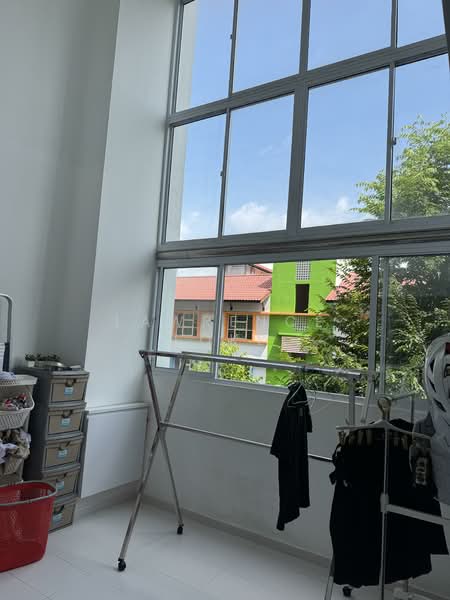 351 Yishun Avenue 11 HDB Flat For Sale at S$ 1,000,000 | PropertyGuru Singapore - Balcony