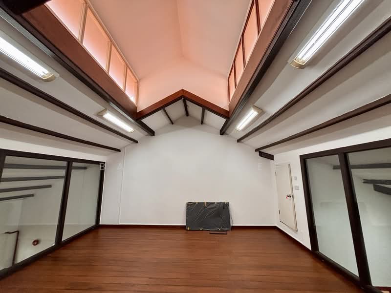 ⭐️Tras Street | Tanjong Pagar | Duxton Road⭐️, Tras Street | Tanjong Pagar | Duxton Road, 1,200 sqft, Office For Rent, by Barbara Lee, 500064643 - Interior - CommercialGuru.com.sg