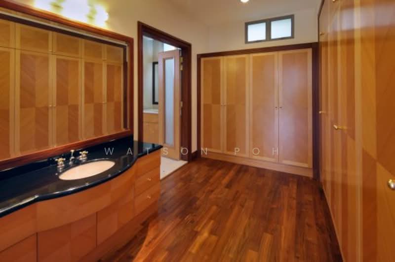 Villas Holland, 4 Bukit Sedap Road, 6 Bedrooms, 12,486 sqft, Detached House For Rent, by Watson Poh, 500064647 - Bathroom - PropertyGuru.com.sg